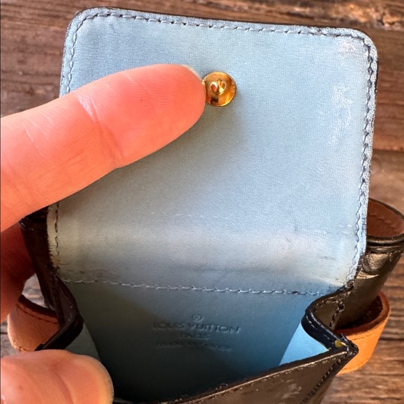 Louis Vuitton Lafayette Vernis Streetwear leather buckled bracelet cuff TH0968 - Picture 10 of 16